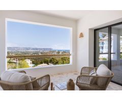 VILLA BLANCA – ELEGANCIA IBICENCA CON VISTAS AL MAR EN JAVEA, ALICANTE COSTA BLANCA