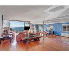 PROPIEDAD EN PRIMERA LINEA EN BENISSA, CON VISTAS AL MAR Y ACCESO PRIVADO AL PASEO ECOLÓGICO