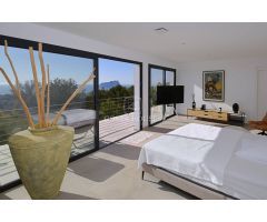 VILLA CONTEMPORÁNEA CON VISTAS PANORÁMICAS AL MAR EN BENIMEIT, MORAIRA