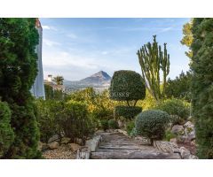 VILLA MEDITERRANEA CON VISTAS PANORAMICAS AL MAR, BAHIA DE JAVEA Y MONTAÑAS - PORTICHOL