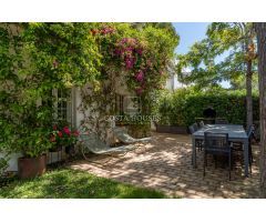 ADOSADO EN VENTA EN URBANIZACIÓN EL RODAT JÁVEA CON APARTAMENTO INDEPENDIENTE Y CERCA DEL MAR