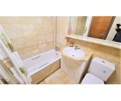 Apartamento en Venta en Torrevieja, Alicante