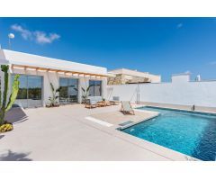 Chalet en Venta en Benijófar, Alicante