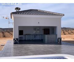 Chalet en Venta en Pinós, el/Pinoso, Alicante