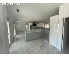 Chalet en Venta en Pinós, el/Pinoso, Alicante