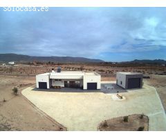 Chalet en Venta en Pinós, el/Pinoso, Alicante