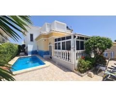 Chalet en Venta en Torrevieja, Alicante