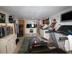 Chalet en Venta en San Miguel de Salinas, Alicante
