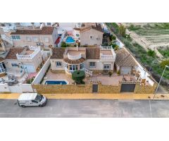 Chalet en Venta en San Miguel de Salinas, Alicante