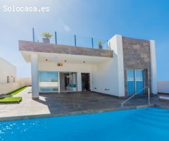 Chalet en Venta en Orihuela Costa, Alicante
