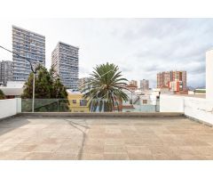 Espectacular Chalet en Venta!