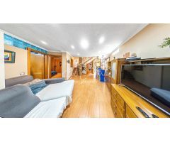 Chalet adosado en venta en el casco antiguo de Agüimes  ¡Listo para entrar a vivir!