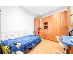 Chalet adosado en venta en el casco antiguo de Agüimes  ¡Listo para entrar a vivir!