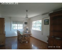 ALQUILER CHALET CON 1800M DE PARCELA