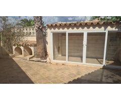 ESTUPENDO CHALET EN BENIDORM