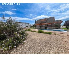 Parcela de 446 m² con Valla Perimetral y Piscina en Vilamalla ???????????