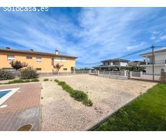 Parcela de 446 m² con Valla Perimetral y Piscina en Vilamalla ???????????