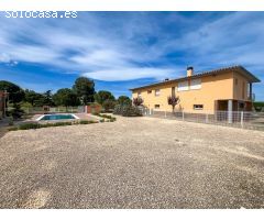 Parcela de 446 m² con Valla Perimetral y Piscina en Vilamalla ???????????