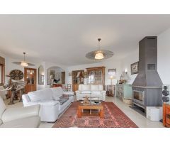 Exclusiva Casa en Mas Fumats con Vistas a la Badía de Rosas
