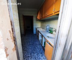 Gran casa para reformar, 178 m2 en 2 plantas, patio 100 m2 , muchas posibilidades