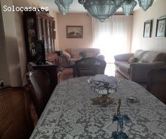 1 piso sin/ascen. grande 140 m2. totalmente reformado, gran salon comedor, cocina-sala, 3 dor., 3 wc