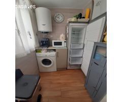 REF.- 47 - Apartamento reformado a tan sólo 100m de la playa del Acequión - Torrevieja