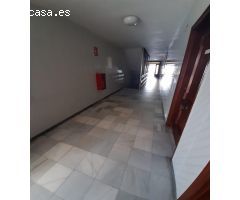REF.- 47 - Apartamento reformado a tan sólo 100m de la playa del Acequión - Torrevieja
