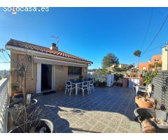 MAGNIFICA CASA DE 5 HABITACIONES 3 BAÑOS Y PISCINA EN URBANIZACIÓN CAN SOLA - RUBÍ