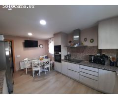MAGNIFICA CASA DE 5 HABITACIONES 3 BAÑOS Y PISCINA EN URBANIZACIÓN CAN SOLA - RUBÍ