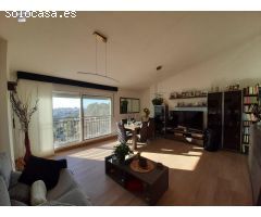 MAGNIFICA CASA DE 5 HABITACIONES 3 BAÑOS Y PISCINA EN URBANIZACIÓN CAN SOLA - RUBÍ