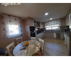 MAGNIFICA CASA DE 5 HABITACIONES 3 BAÑOS Y PISCINA EN URBANIZACIÓN CAN SOLA - RUBÍ