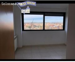 PISO EN VENTA AMPLIO, LUMINOSO Y CON EXCELENTE UBICACIÓN ZONA LHOSTAL - LLEDONEREN- GRANOLLERS