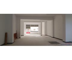 ¡Gran local comercial en Santoña!