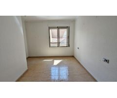 Piso en Venta en Elche de la Sierra, Alicante