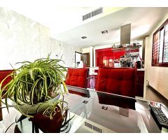 GRAN CHALET EN VENTA EN EXCELENTE UBICACION!