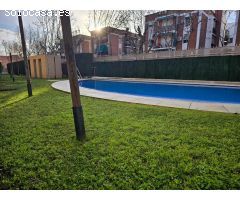 Piso de calidad de 3 dormitorios con terraza, plaza de garaje, trastero, bicicletero, piscina...