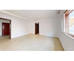 MAGNIFICA VIVIENDA CON ASCENSOR y EXTERIOR, EN ZONA SANTA ROSA, CON 3 DORMITOIROS