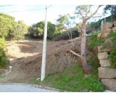 Terreno en Santa susanna par hacer 2 casas si se quiere.