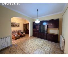 CASA Y LOCAL COMERCIAL EN EL CENTRO DE TORDERA