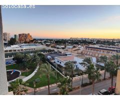 Piso en Venta en Urbanización Roquetas de Mar, Almería