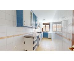 MAGNIFICA VIVIENDA SITUADA EN ARROYO DEL MORO, CON 2 DORM, EXTERIOR, 1 BAÑO, GARAJE y TRASTERO!!!
