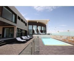 VILLA DE LUJO EN LA MANGA