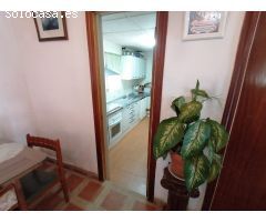 Terreno con Casa de Campo con Piscina, Chimenea, Luz y Agua