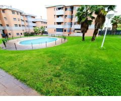 Piso en Montesol (Cáceres) con Patio de 70m2, Garaje y Trastero. PISCINA