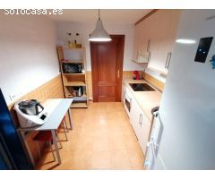 Piso en Montesol (Cáceres) con Patio de 70m2, Garaje y Trastero. PISCINA