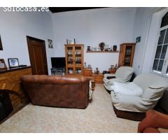 GRAN OPORTUNIDAD, VIVIENDA CON GARAJE Y LOCAL COMERCIAL EN CAMPAMENTO