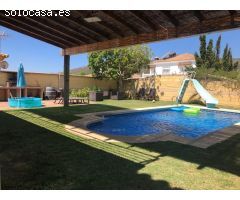 Casa Independiente en Venta Melchor con piscina