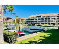 PISO EN URBANIZACIÓN RIBERA DEL PARAISO, SOTOGRANDE
