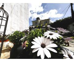 Casa independiente con jardín y piscina en Guadacorte