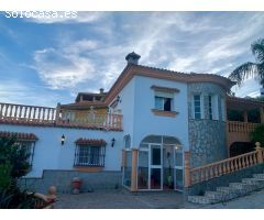 Chalet construido en 2 parcelas en el Faro de Punta Carnero